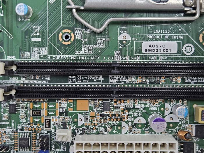 Материнская плата H-CUPERTINO-H61-UATX 3.20 LGA 1155 с процессором Intel Core i5-2400 Материнская плата H-CUPERTINO-H61-UATX 3.20 LGA 1155 с процессором Intel Core i5-2400