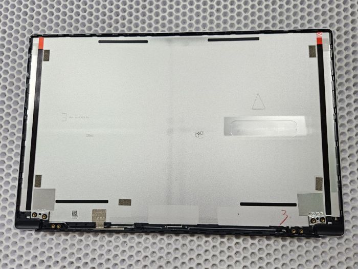 Крышка матрицы HONOR MagicBook 15, X15 2020-2022 года серебристая,с голубой окантовкой