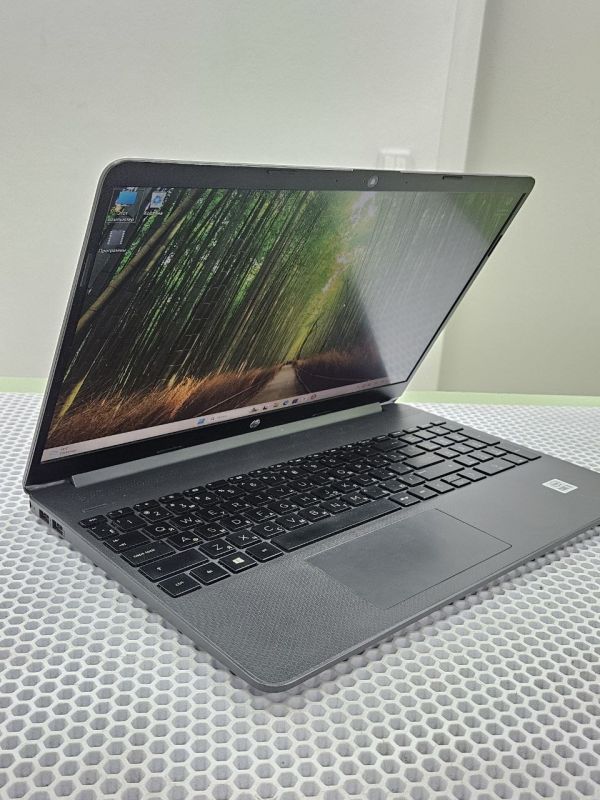 Ноутбук HP 15s-fq1123ur SSD 240 ГБ/ОЗУ 8 ГБ/i3-1005G1