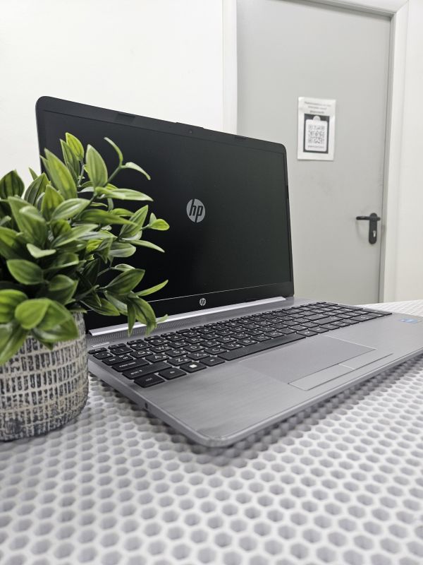 Ноутбук HP 250 g8 i5-1135G7/16gb ОЗУ/512gb ssd