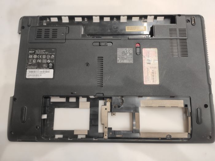 Нижняя часть корпуса (поддон) Acer  5551 5551G AP0C9000410 с отверстием картридера