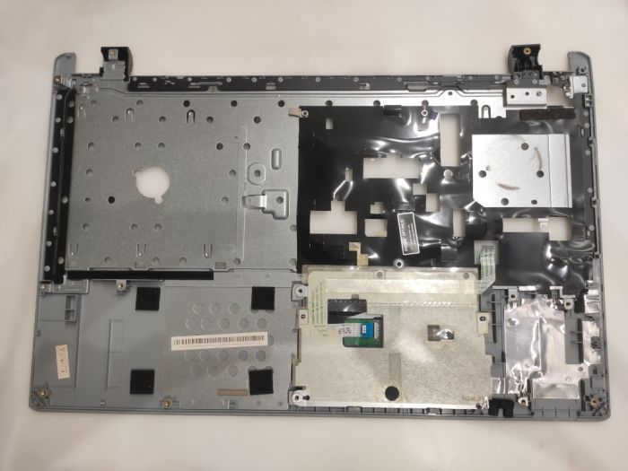 Верхняя часть корпуса (топкейс) Acer V5-531, V5-531G V5-571 V5-571G 60.4VM26.001 39.4VM05.002 WIS604VM7500 с тачпадом, серый, дефект крепления к поддону с 1 стороны и заглушки