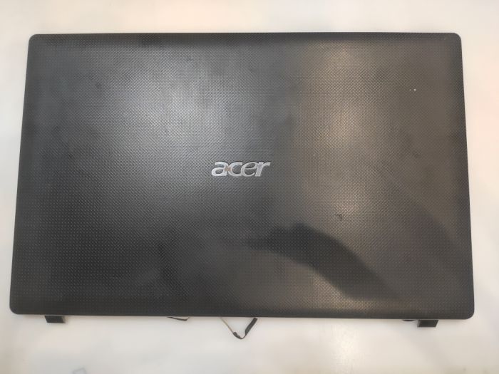 Крышка матрицы Acer Aspire 5750 5750ZG с разбора с частью заглушек p/n AP0HI0002111