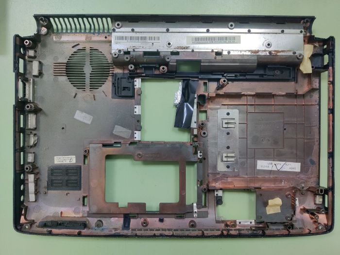 Нижняя часть корпуса (поддон) ноутбука Acer 4736 AP086000300