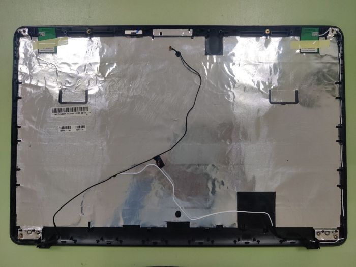 Крышка матрицы для ноутбука Toshiba Satellite C670, 13N0-Y4A0101, царапины