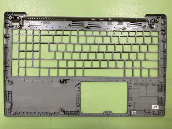 Топкейс для ноутбука Lenovo Ideapad 5-15IIL05 5-15ITL05 5-15ARE05 5-15ALC05 серебристый