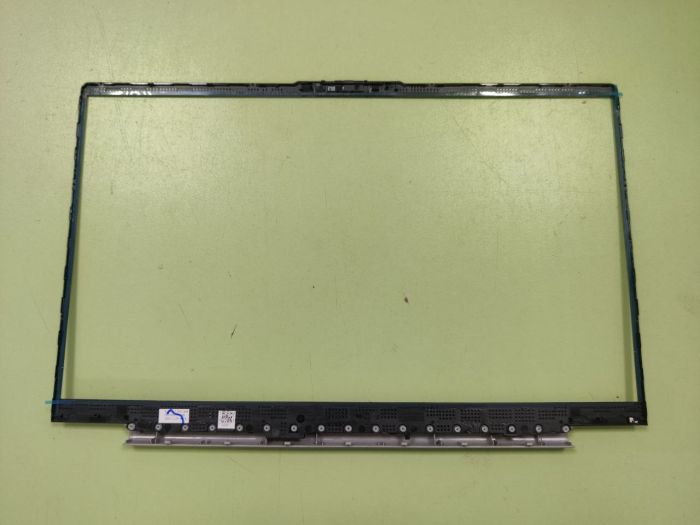 Рамка матрицы Lenovo IdeaPad 5-15IIL05 серебро