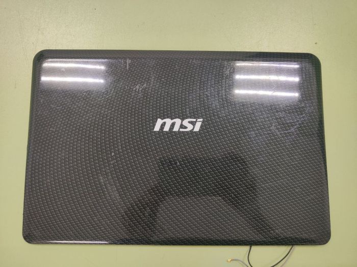 ?Крышка матрицы MSI U210, U250, U270 242A616P89 чёрная