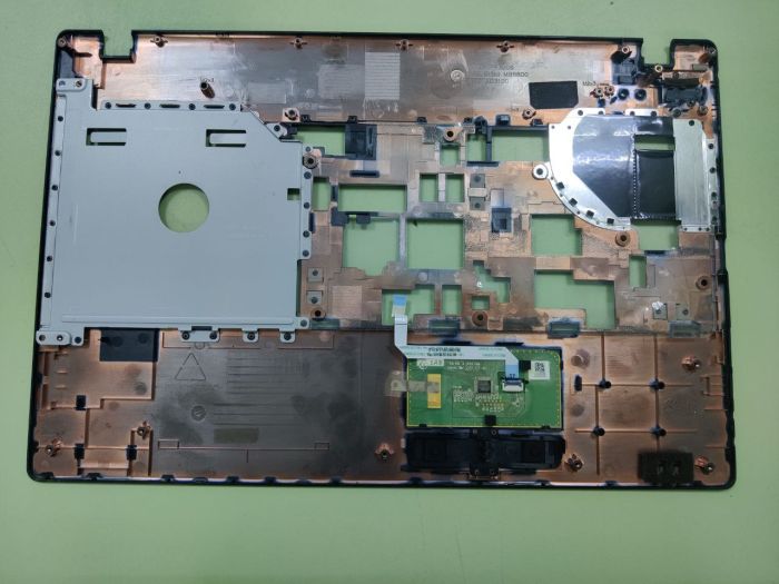 Верхняя часть корпуса (топкейс) Acer 5741 AP0C9000300