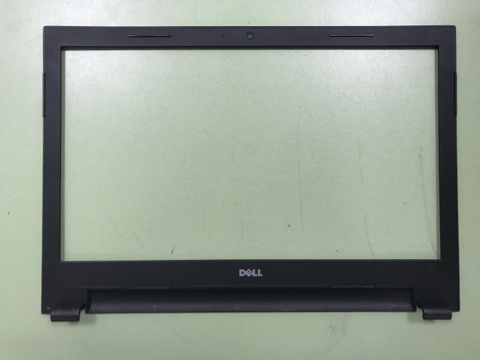 Рамка матрицы ноутбука Dell inspiron 15 3000 с разбора
