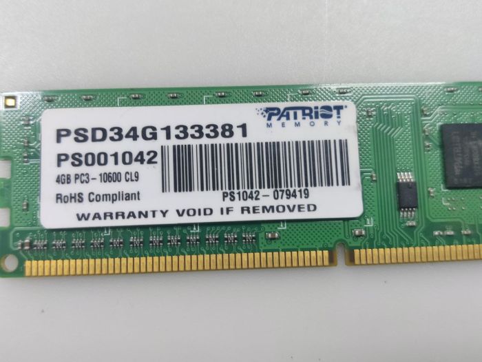Оперативная память Patriot 4 ГБ DDR3 1333 МГц DIMM CL9 PSD34G133381 б/у