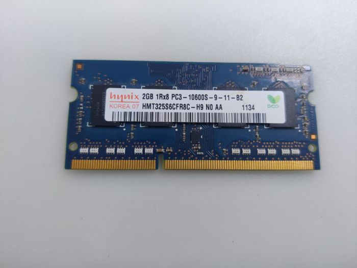 Оперативная память SODIMM Hynix 2GB HMT325S6CFR8C-H DDR3 1333 мГц