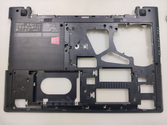 Поддон, нижний корпус для Lenovo IdeaPad G50-30, G50-45, G50-70, Z50-70 (AP0TH000800, 90205217) клей в области футорок справа