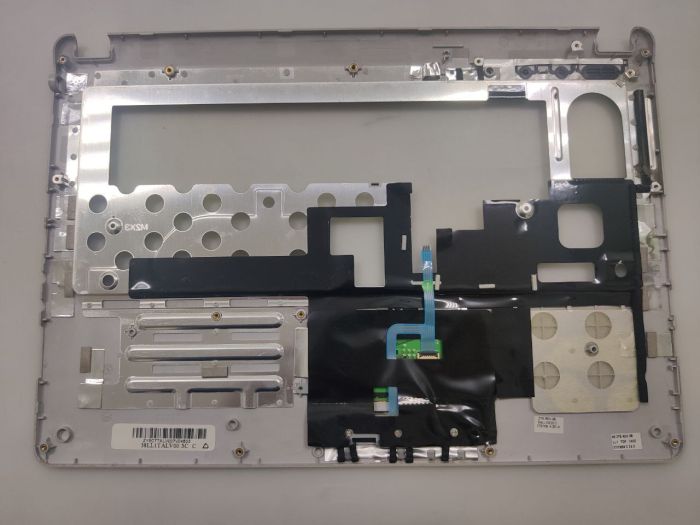 Топкейс (верхняя часть корпуса) Lenovo U350 38LL1TALV00 с тачпадом серебро