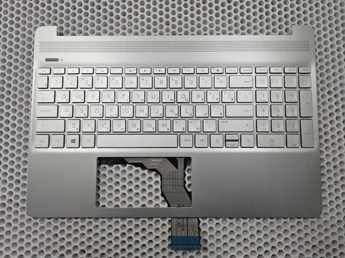 Верхняя часть корпуса (топкейс) с клавиатурой для ноутбука HP 15s-eq серебристый без подсветки