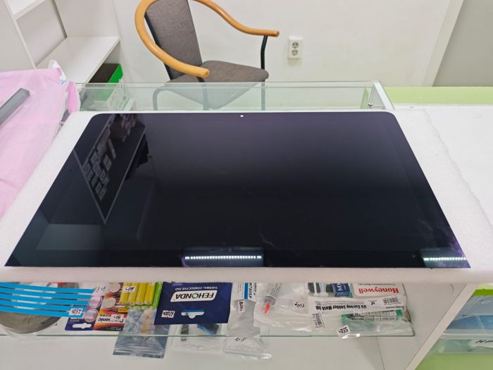 Матрица LM215UH1 (SD)(B1) iMac 21.5 Retina 4K A1418 A2116 Mid 2017 Early 2019 со стеклом