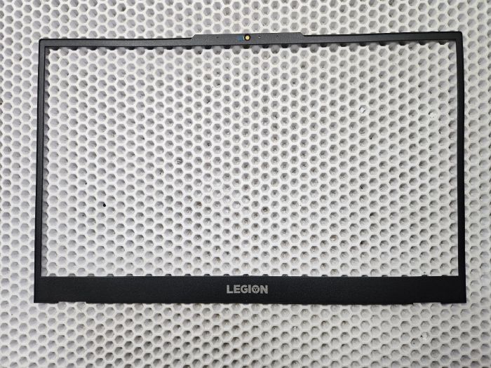Рамка матрицы для ноутбука Lenovo Legion 5-15ACH6 черная